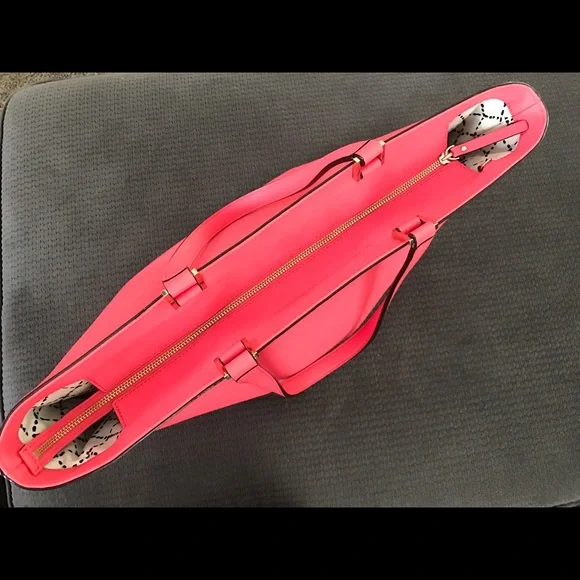 Kate Spade Large Saffiano Leather Pink Tote - Picture 4 of 6